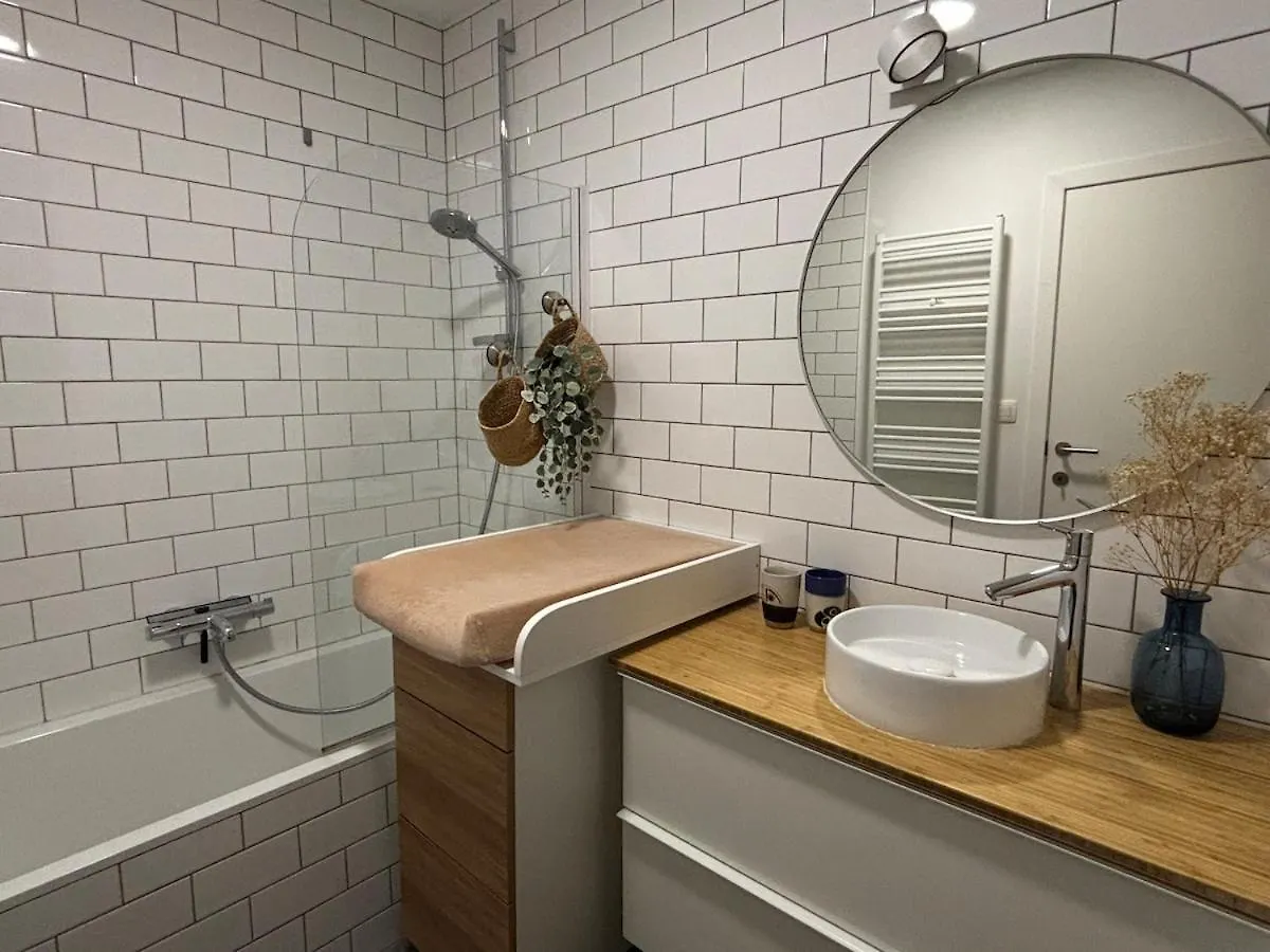 Apartamento Appartement Lumineux Avec Jardin Proche Du Centre Bruxelas Bélgica